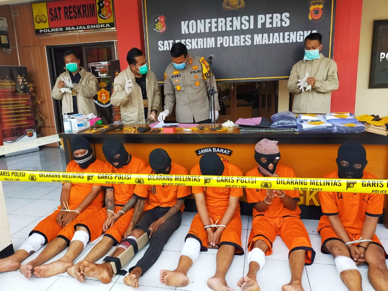 Amankan Enam Pelaku Pencurian, Ngaku Jadi Polisi, Ambil HP Korban