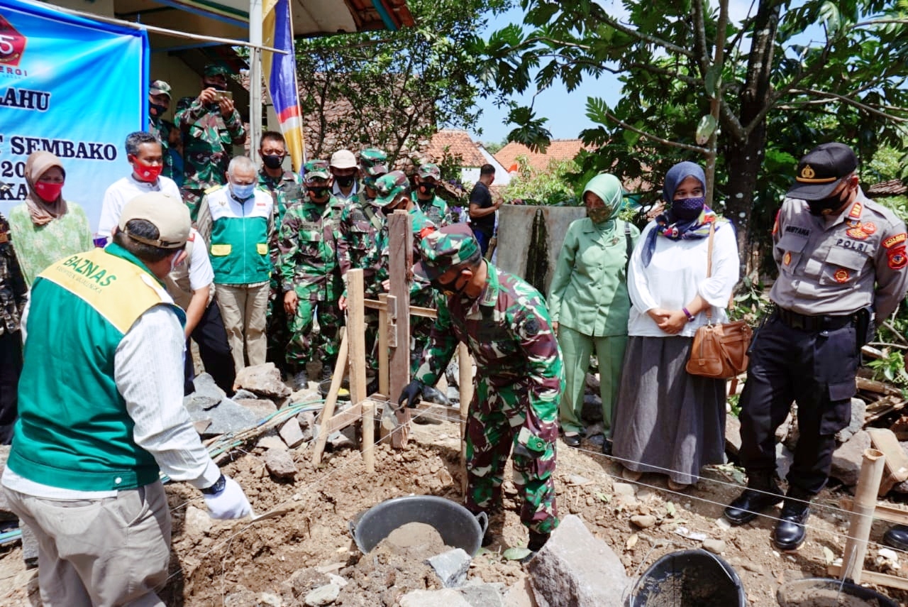 Bantu Dua Warga Punya Hunian Layak