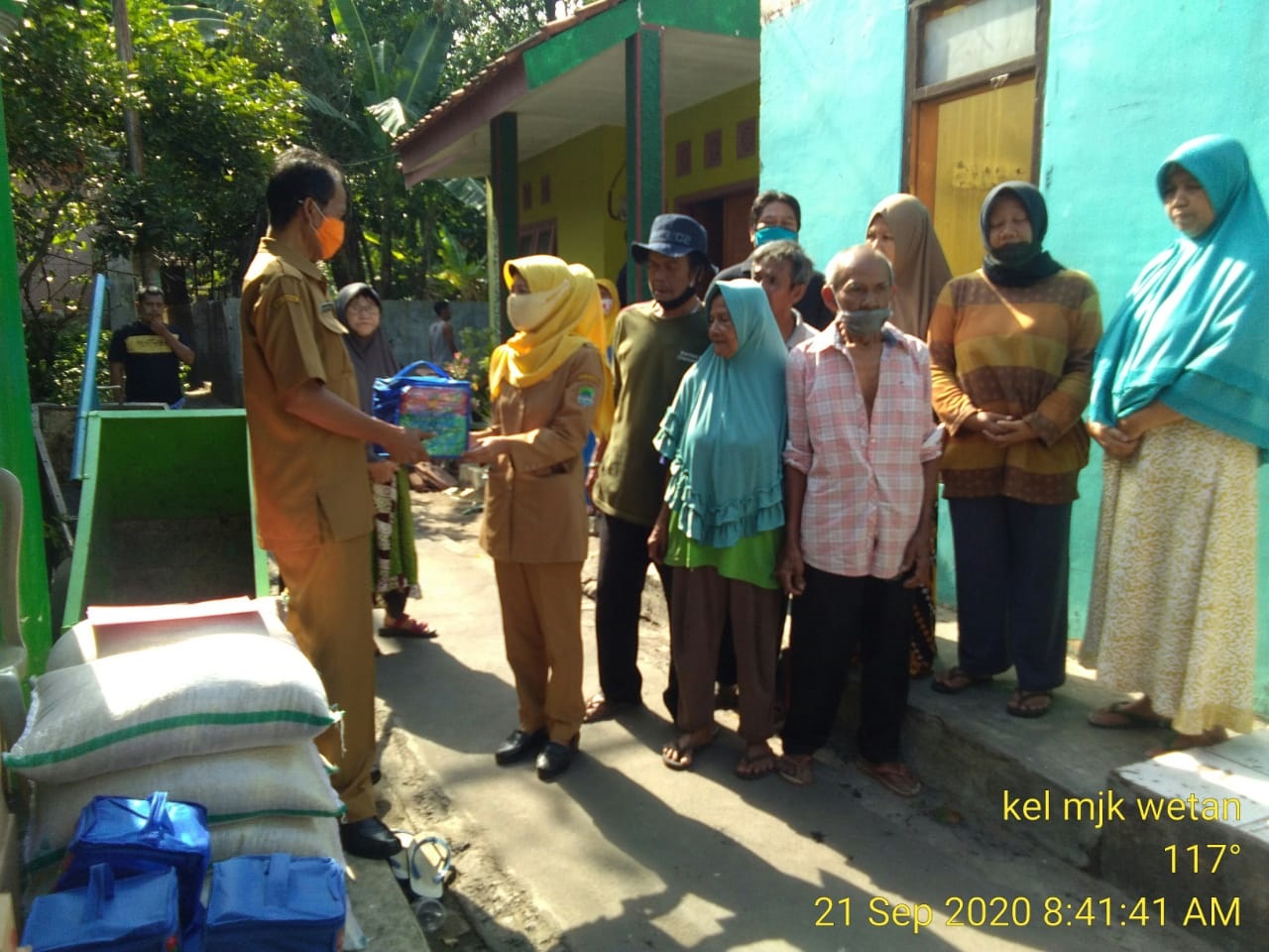 Korban Kebakaran Terima Bantuan Dinsos