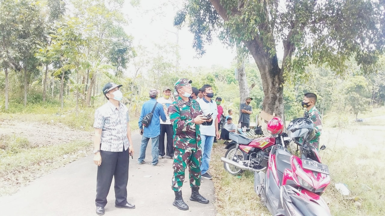 Kodim 0617/Majalengka Cek Budidaya Serai Wangi