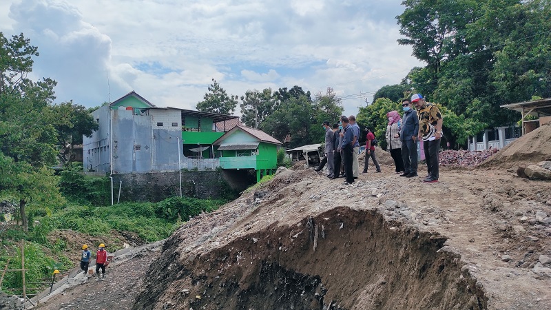 Taman Parkir Belakang DPRD Telan Rp2,4 M