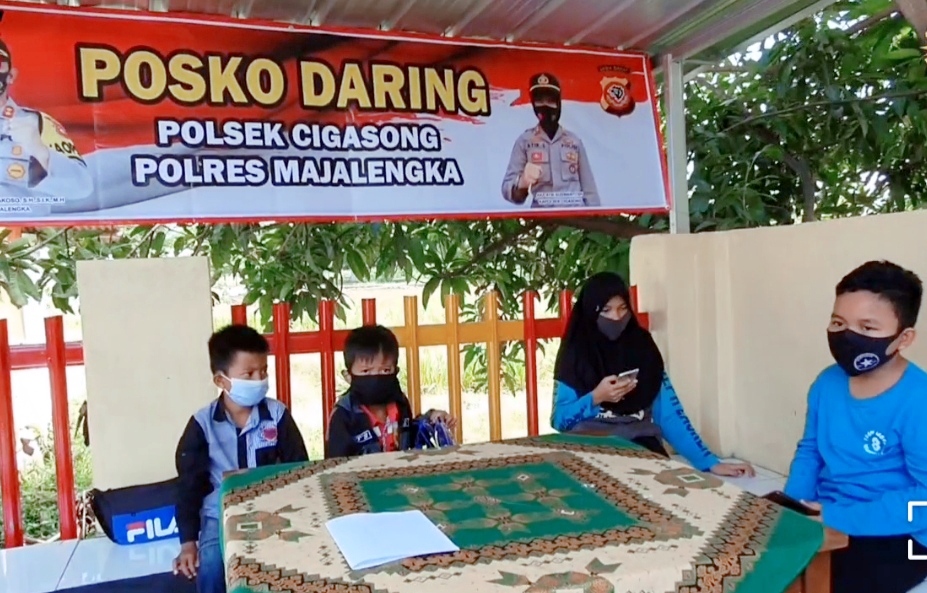 Polsek Cigasong Sediakan Posko Belajar Daring