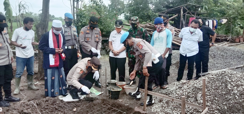 Kapolres Doakan Pembangunan Asrama Putra Berjalan Lancar