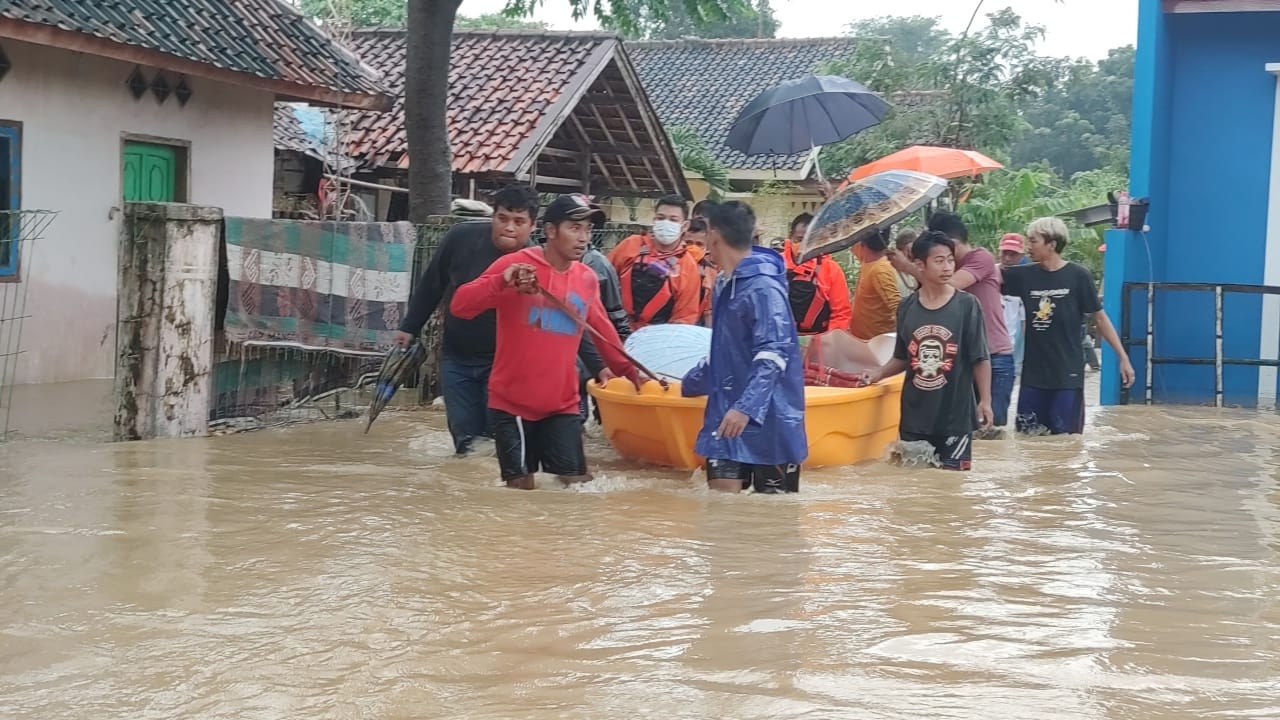 Utara Banjir, Selatan Longsor Data Sementara, 246 Rumah Terendam dan 935 Jiwa Terdampak
