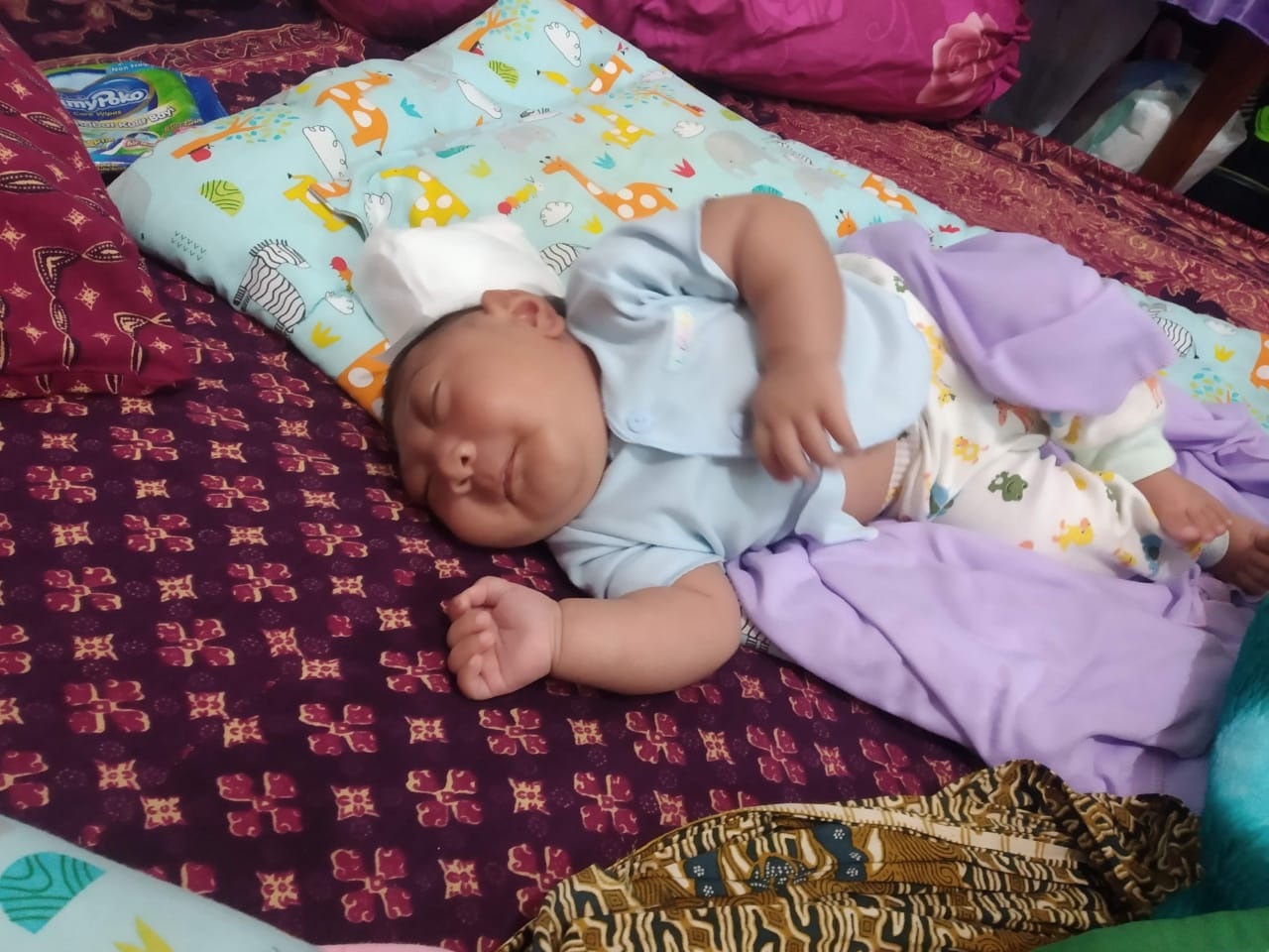 Bayi Empat Bulan Butuh Pertolongan