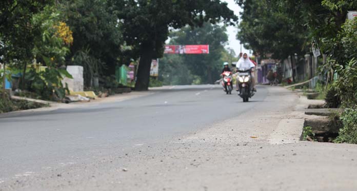 Dua Desa, Geger Babi di Siang Bolong