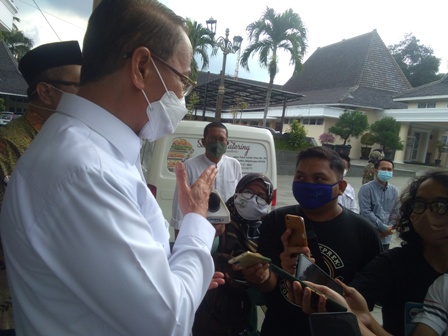 Sehari, Tambah 40 Positif Corona, Bupati: Vaksinasi di Halaman Masjid setelah Salat Tarawih