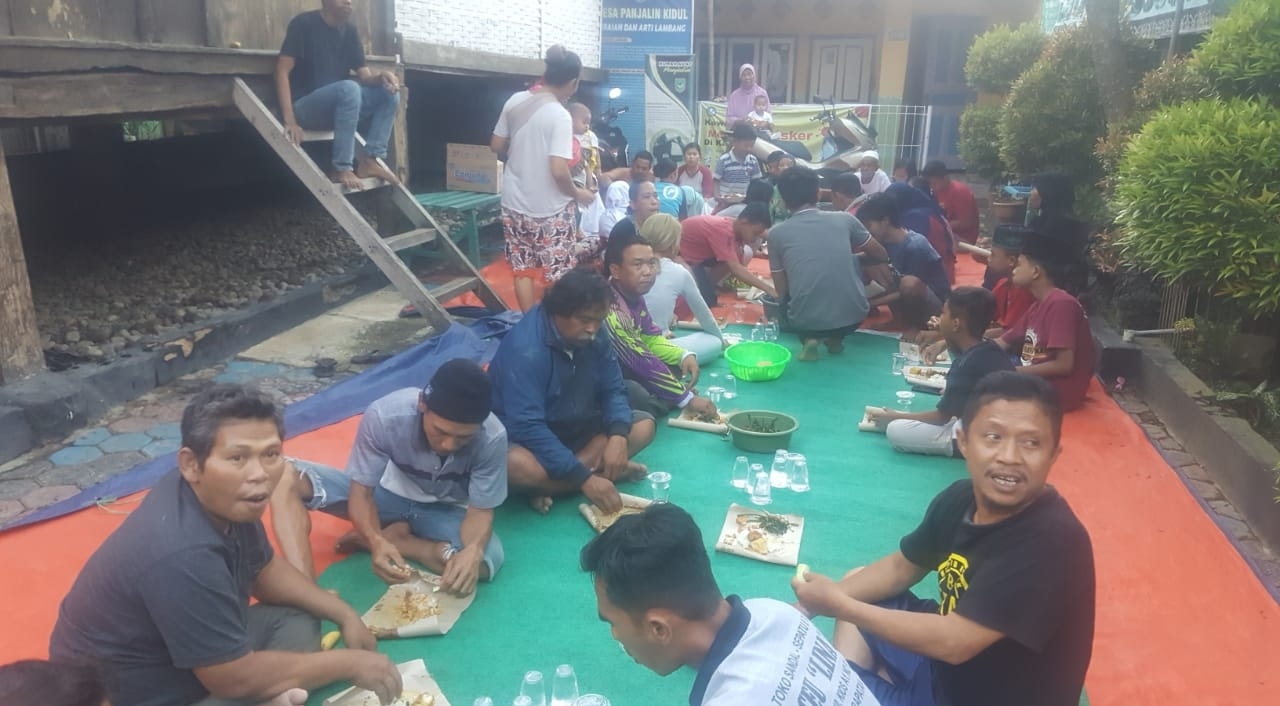 Mapag Ramadan dan Tradisi Sawer