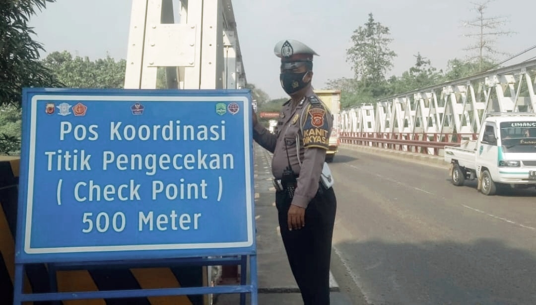 Polisi Lakukan Penyekatan di Perbatasan