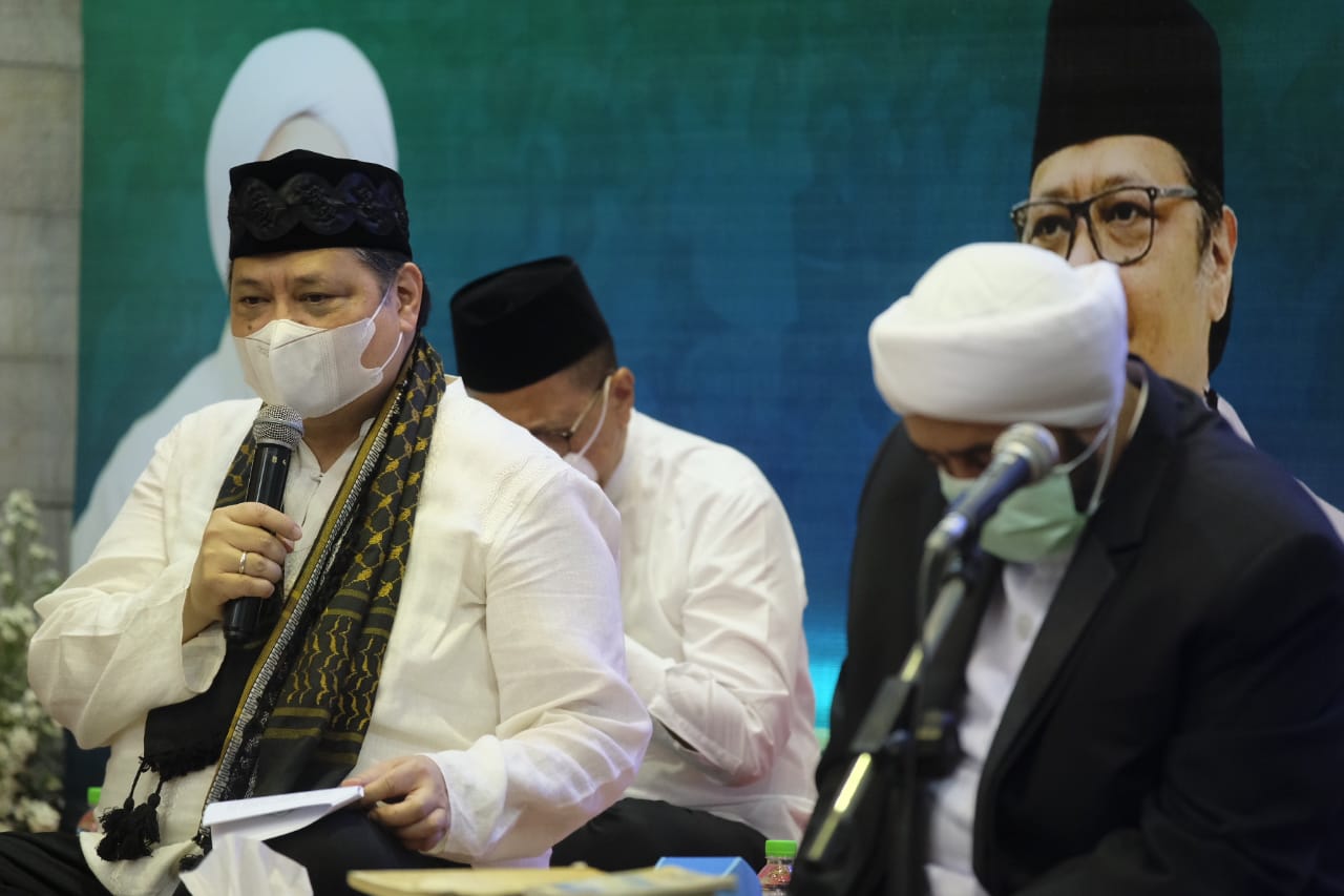 Indonesia Bersholawat, Airlangga Minta Habaib dan Ulama Doakan Penanganan Covid-19