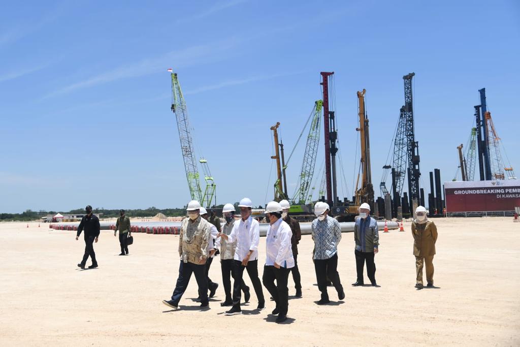 Presiden Jokowi – Menko Airlangga Groundbreaking Smelter Freeport Di Gresik