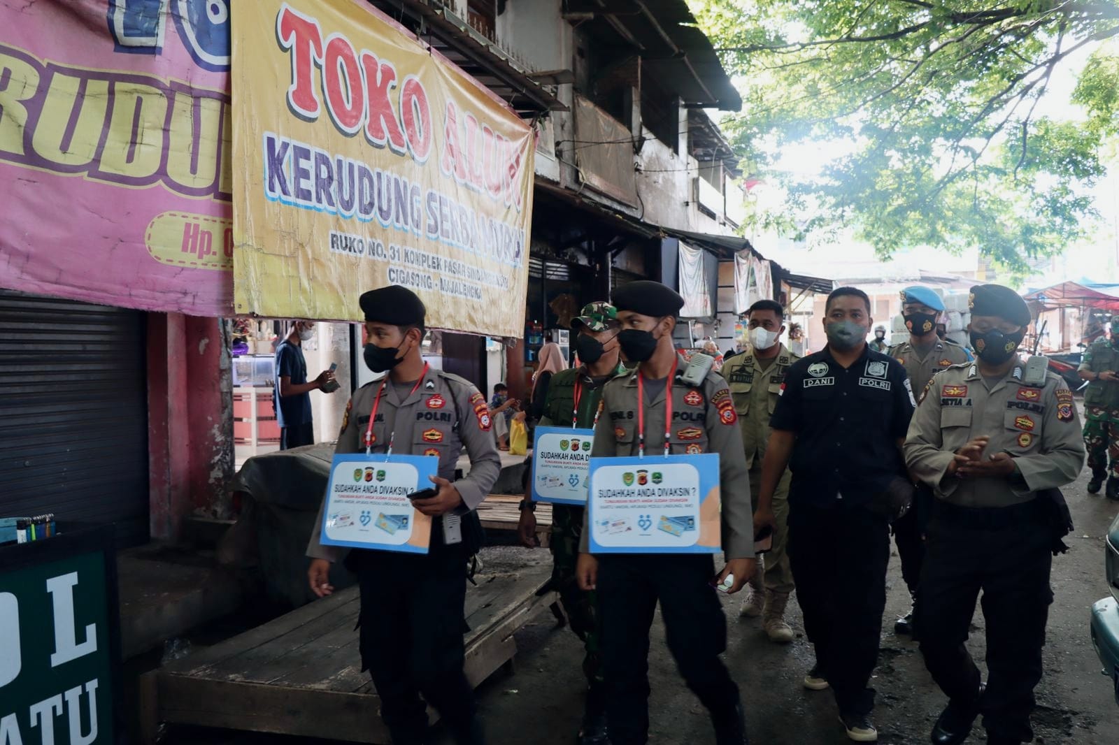 Percepat Vaksinasi, Pasar Cigasong Digerebek