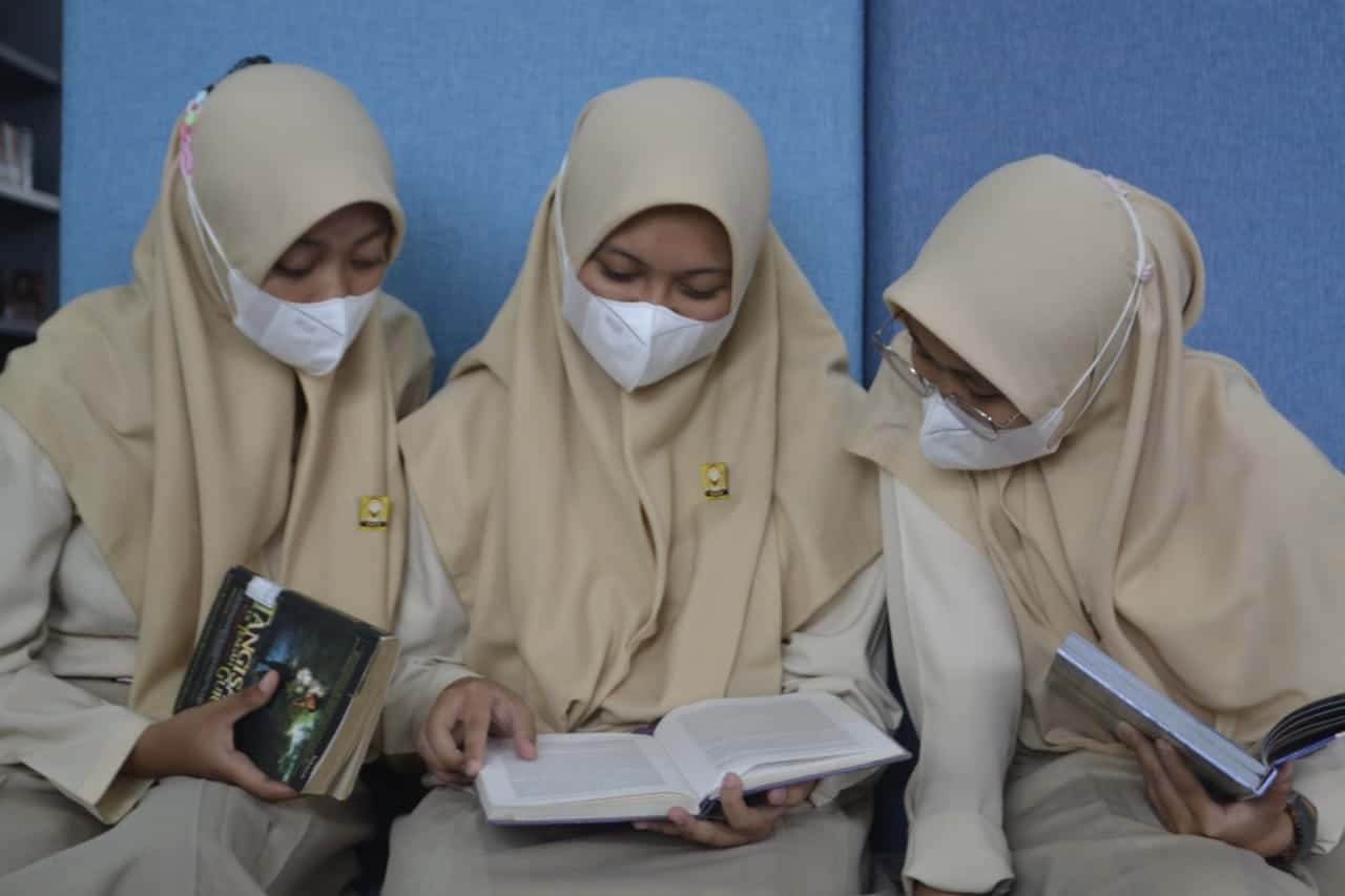 Cerpen Santri SMP Ar Rahmat akan Dibukukan  