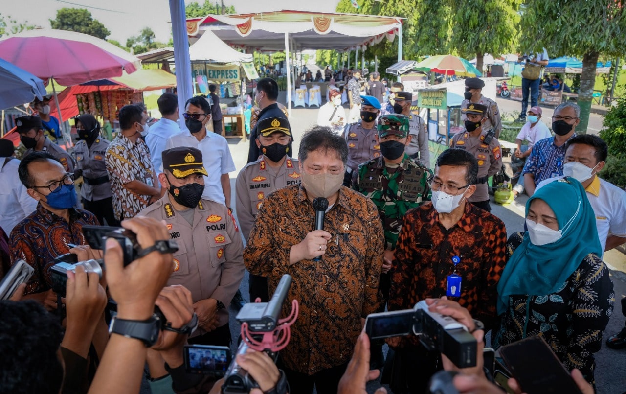 Salurkan BT-PKLWN di Jogjakarta, Airlangga Apresiasi Polri Penyaluran Tepat Sasaran