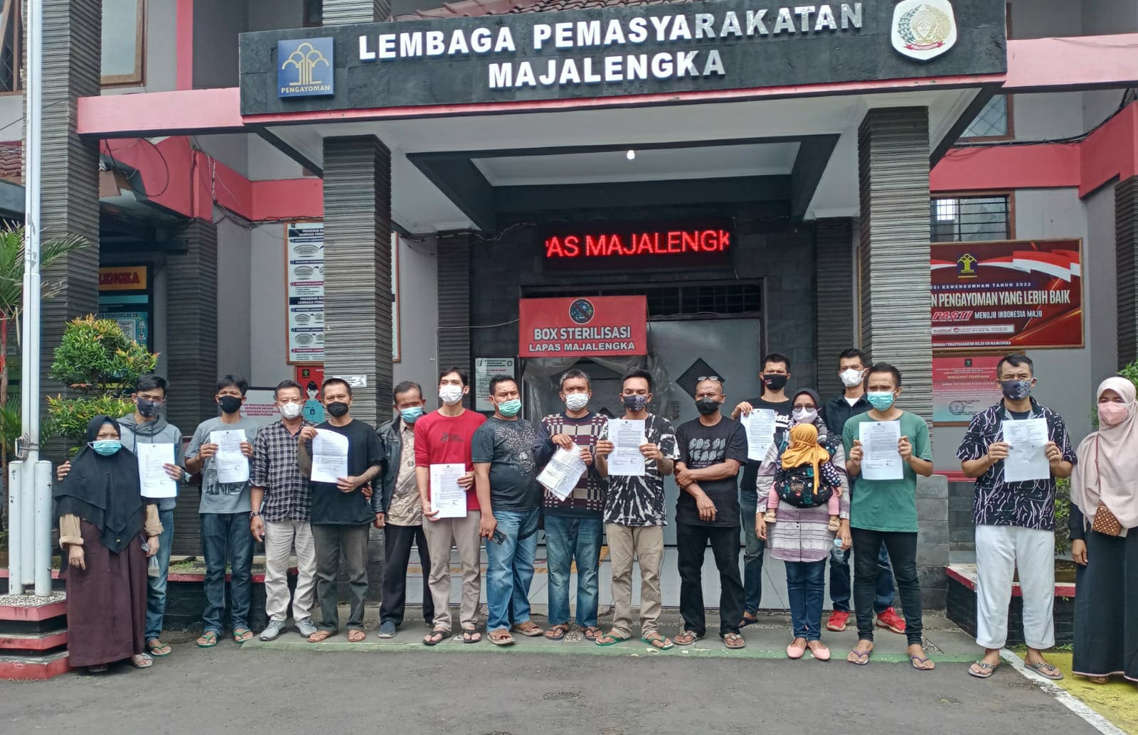 Dapat Asimilasi, Keluar dari Penjara, Sembilan Warga Binaan Lapas Majalengka Menghirup Udara Bebas