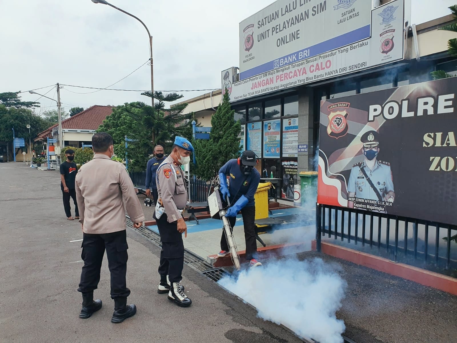 Cegah DBD, Kantor Polisi dan Asrama Di-fogging