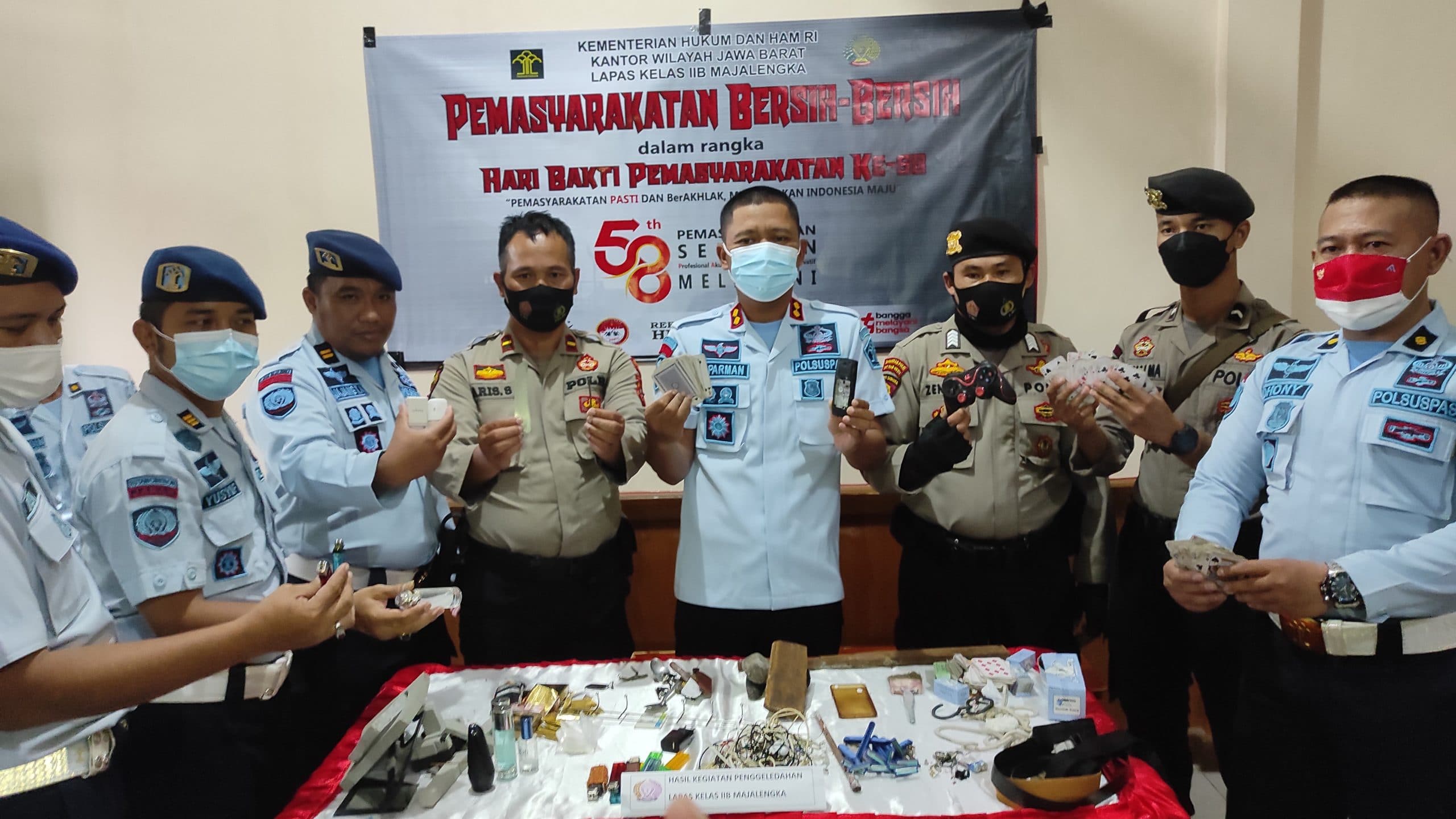 Ditemukan Pisau dan Kartu Domino, Lapas Gandeng Polres Razia Kamar Napi